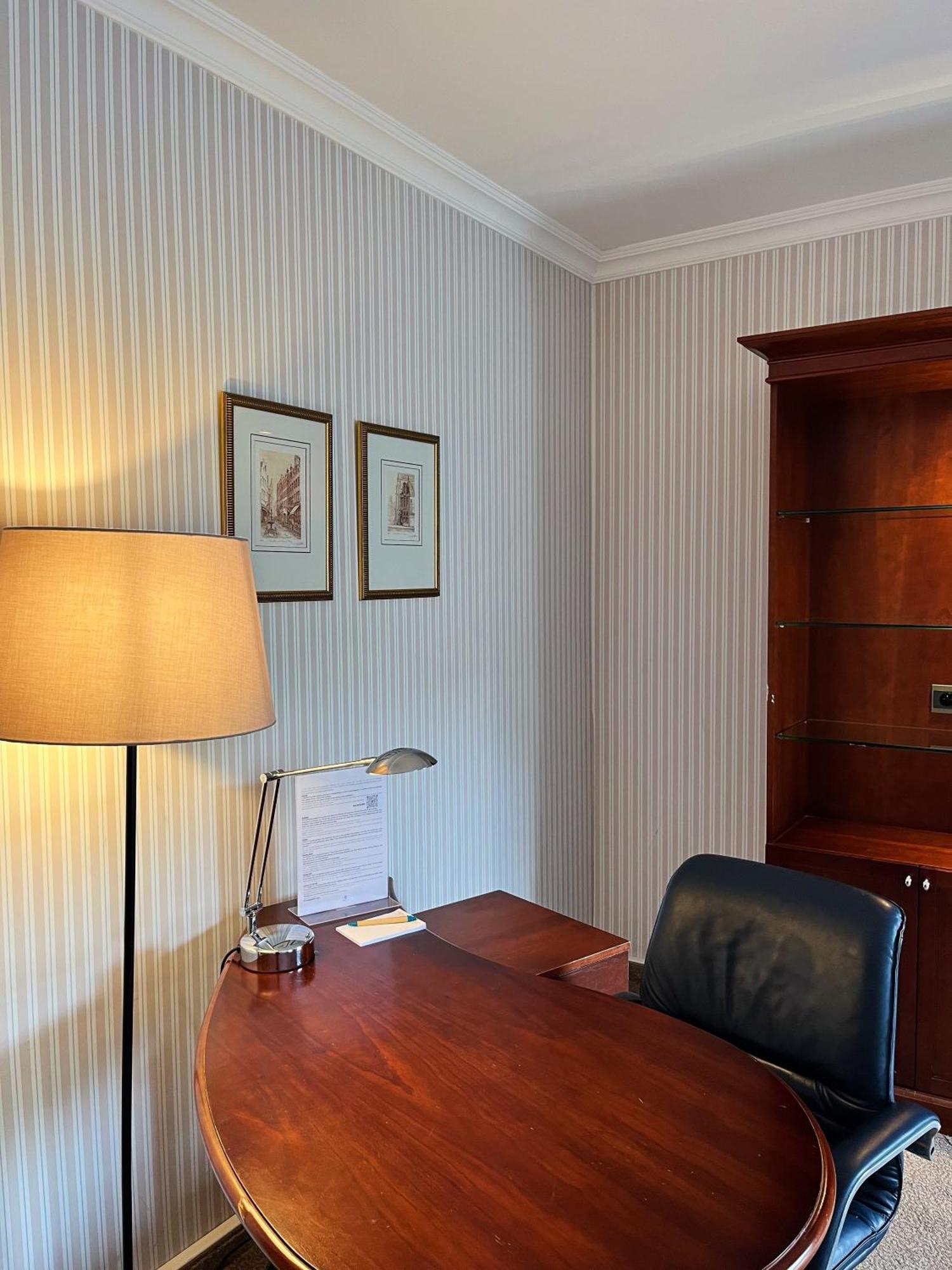 B-aparthotel Ambiorix Brussels